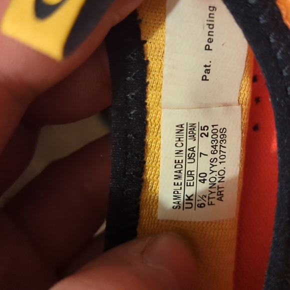 Size 7 Solomon - Picture 3 of 3